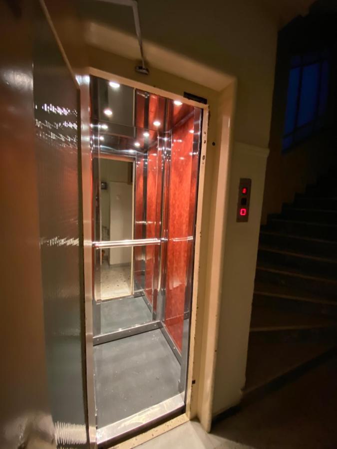 Apartamento Traveller'S Choice Atenas Exterior foto