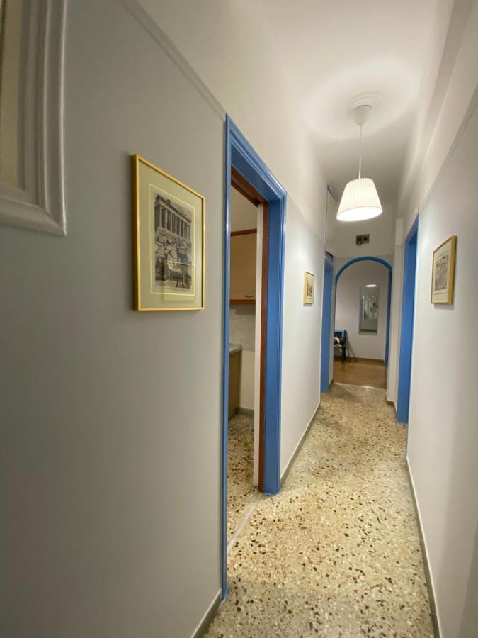 Apartamento Traveller'S Choice Atenas Exterior foto